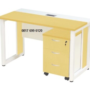 Meja Kantor 1/2 Biro